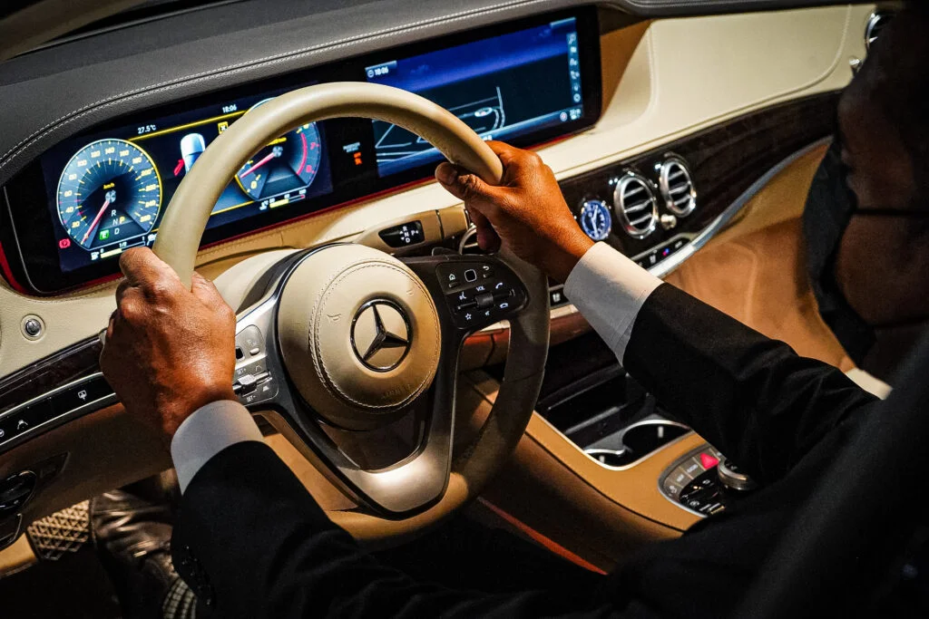 Empire Limousine : Airport Transfer, Chauffuer service and Event Transportation in Bahrain Empire Limousine : Airport Transfer, Chauffuer service and Event Transportation in Bahrain